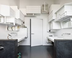 700_diy-wenes-residence-bathroom-01