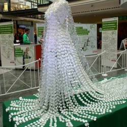 Plastic-Bottle-Wedding-Dress-3-thumb-450x547