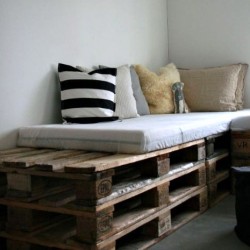 wood-pallet-bed-12