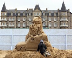 movies-sand-sculptures-3