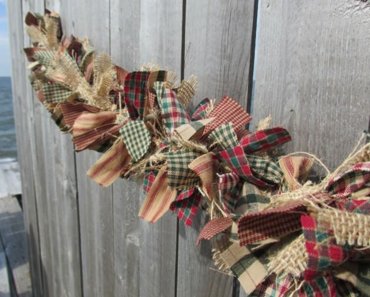 18-Creative-Handmade-Christmas-Garland-Examples-6-630x472