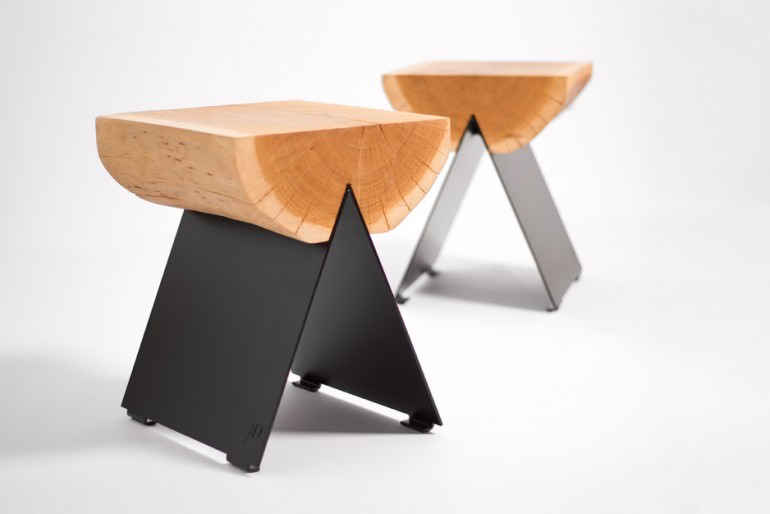 Stool-vitaminad1-770x514