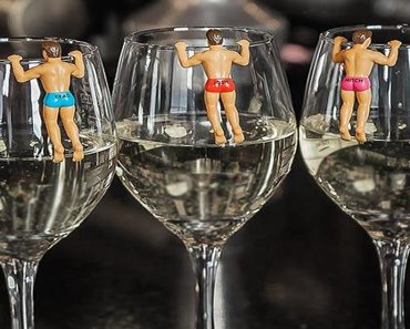 Mark your Glass with Bachelorette Drink Dudes