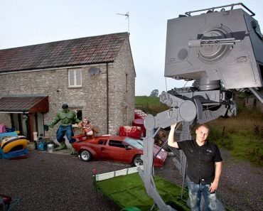 Star Wars: He built an AT-ST Original Size Replica - video